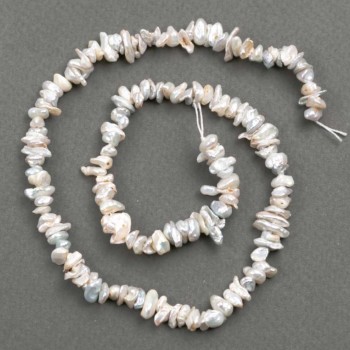 חוט פניני בארוק בצורת גרגר עם גוון «בנזין», קוטר 6×1–3 מ״מ, אורך 39 ס״מ+