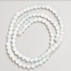 חרוזים על חוט מאבן הירח (אופאליט סינתטי), קוטר 4 מ״מ, אורך 37 ס״מ