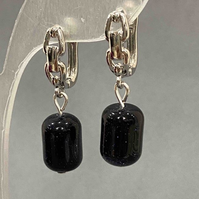 עגילים מאוואנטורין «ליל קהיר», קוטר 9×14 מ״מ+-, אורך 31 מ״מ, צורת גליל