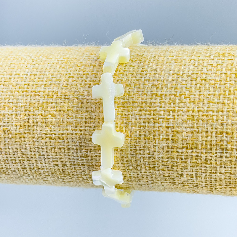 צמיד מפרלאמוטר בצורות צלב