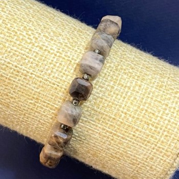 צמיד אבן השמש הטבעית – קוביה מחוספסת, קוטר 8 מ״מ ±, אורך 18 ס״מ (אלסטי) עם חרוזים