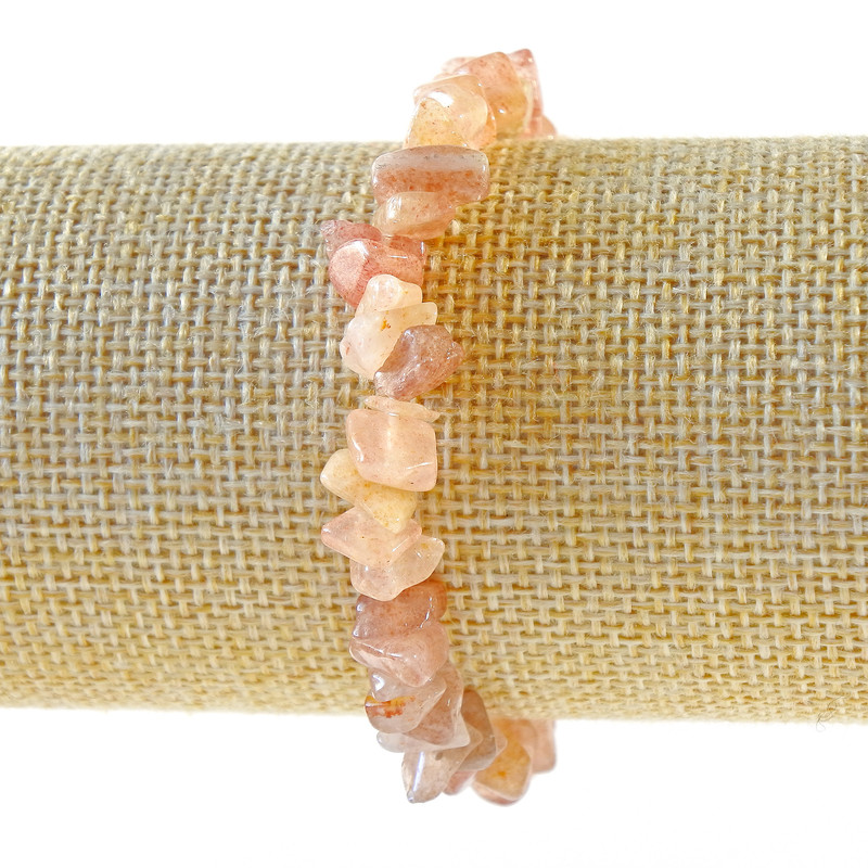 צמיד קוורץ תותים מאבן טבעית – גרגרי האבן בקוטר 8×3 מ״מ±, אורך 18 ס״מ± (אלסטי)