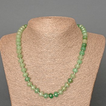 שרשרת חרוזי נפריט טבעי חלקה בצורת רונדל, קוטר כ-9×7 מ״מ, אורך כ-49 ס״מ