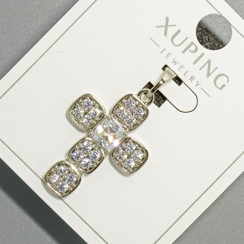 תליון «צלב» Xuping עם קריסטל לבן ואבני זירקונים, קוטר 18×24 מ״מ, אורך 32 מ״מ, ציפוי רודיום