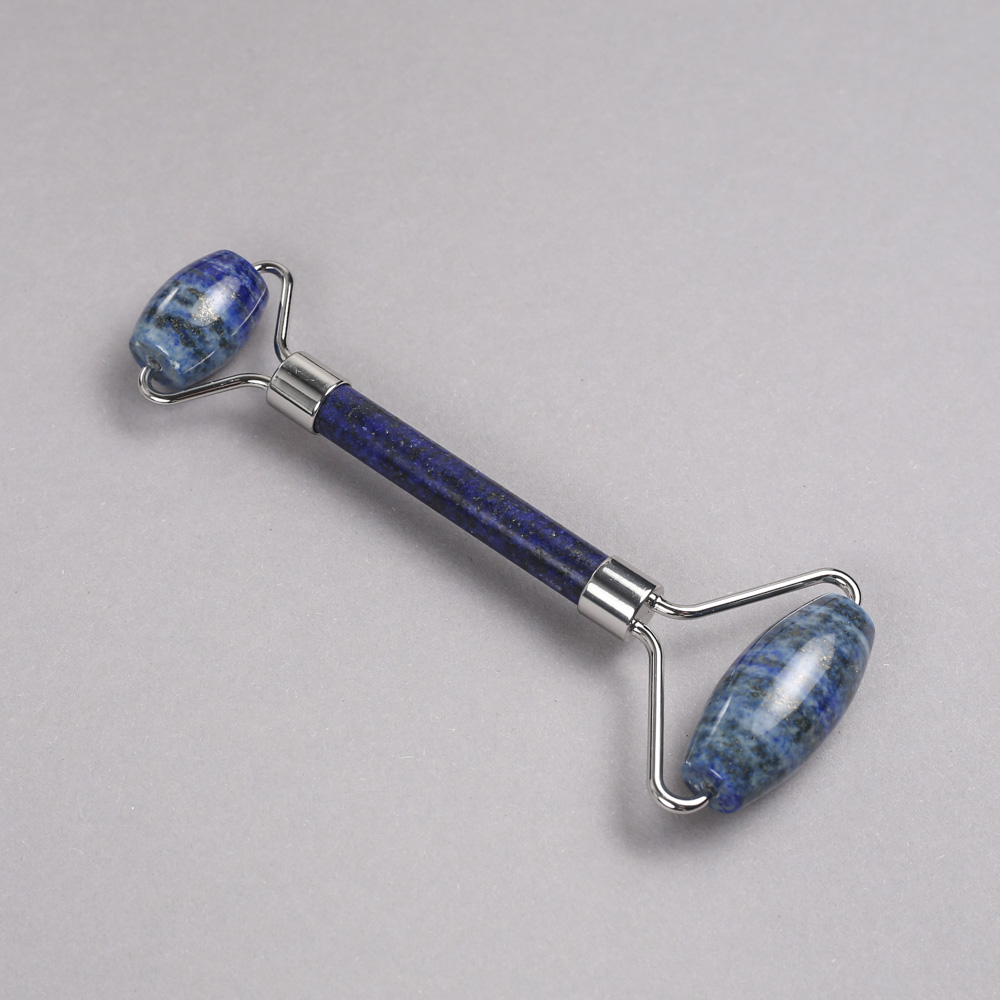 מסאז' גלילי מאבן לאפיס לזולי דו-צדדי, אורך 14.5 ס״מ, מתכת כסופה