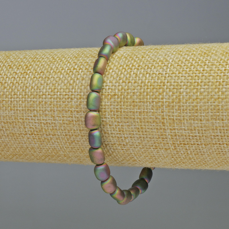 צמיד המטיט אובלית בצבע מט-קשתי, קוטר 7×7 מ״מ±, אורך 18 ס״מ±, אלסטי