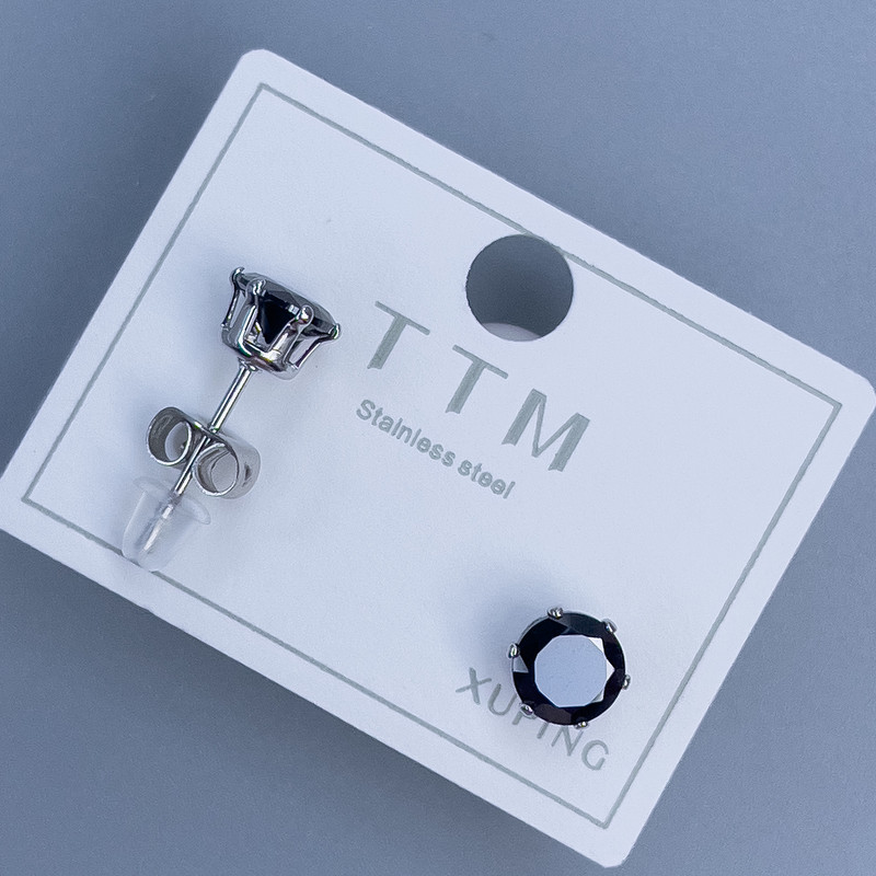 עגילי סטוד Xuping עם אבן שחורה