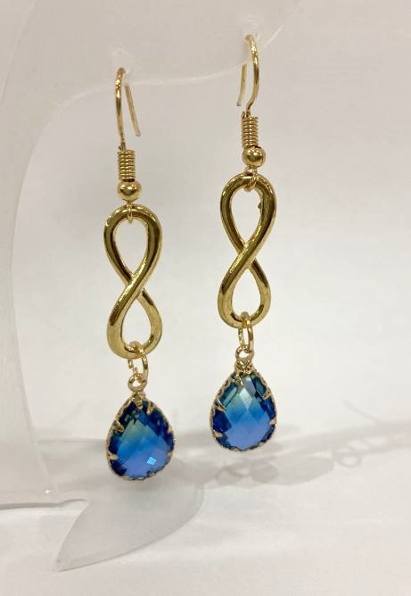 עגילים אינסוף מולטי-צבעים, קוטר 10 מ״מ ±, אורך 58 מ״מ ±