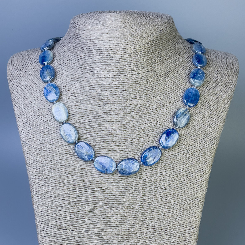 שרשרת מקיאניט אליפטי 18×13 מ״מ, אורך 50 ס״מ, עם סגר