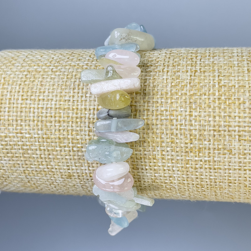 צמיד מורגןייט גרגרי, קוטר 9–15×3–6 מ״מ, אורך 18 ס״מ, אלסטי