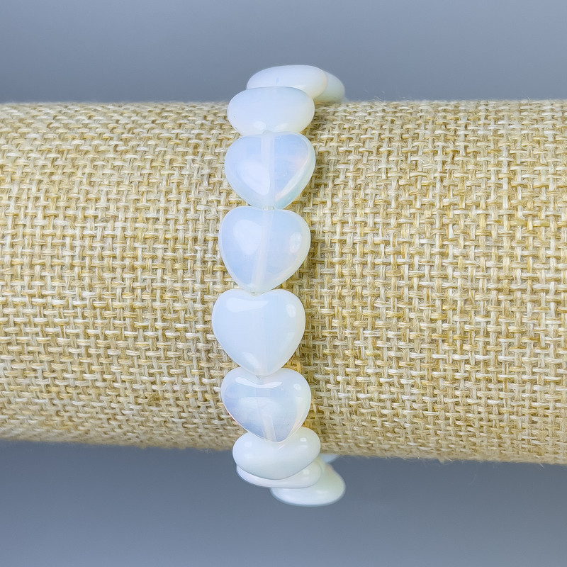 צמיד אבן ירח בצורת לב, קוטר 12×12 מ״מ, אורך 18 ס״מ ± מתיחה