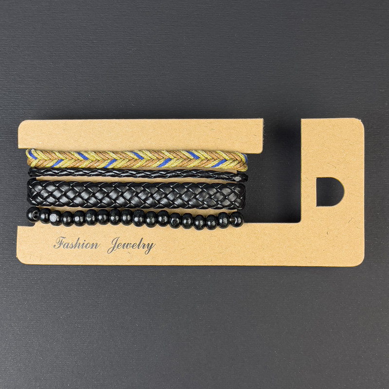 צמיד עור אקולוגי תלת-שכבות עם הידוק, אורך 18–24 ס״מ ±; חרוזים בקוטר 6 מ״מ ±; אורך 18 ס״מ מתיחה