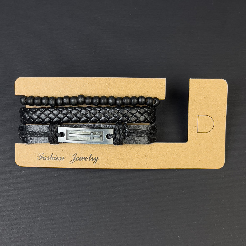 צמיד תלת-שורות עור אקולוגי עם תוספת בצורת צלב על הסוגר, אורך 18-24 ס״מ, שחור