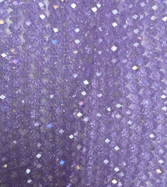 חרוזי קריסטל צ'כי על חוט שקוף בצבע סגול שקוף עם ציפוי בנזין «רונדל», קוטר 8×6 מ״מ, אורך 42 ס״מ