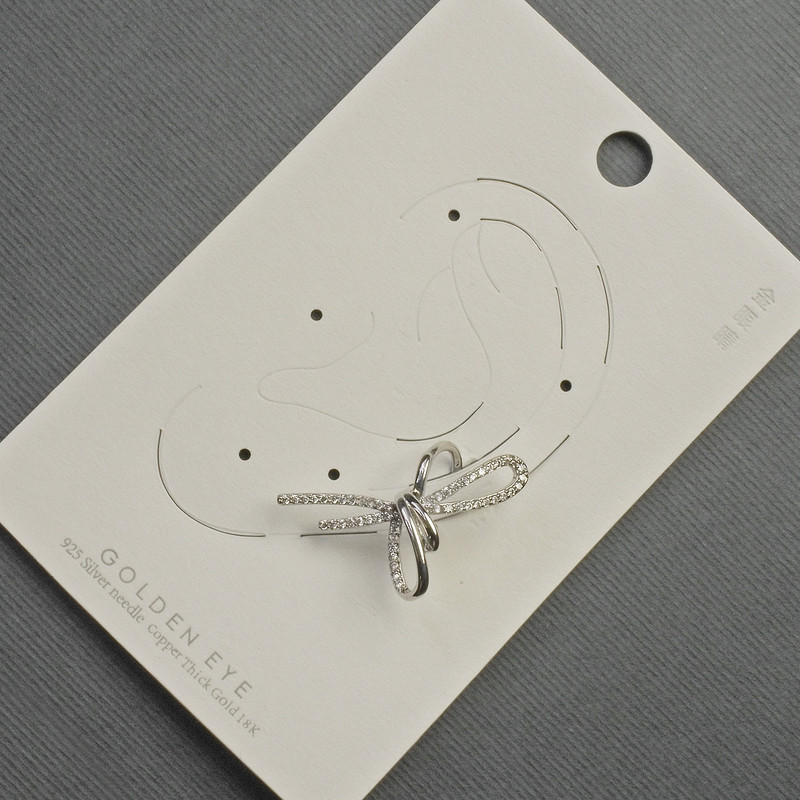 עגיל קאף לאוזן «קשת» כסוף מתכת 17×30 מ״מ +/- זרקונים לבנים