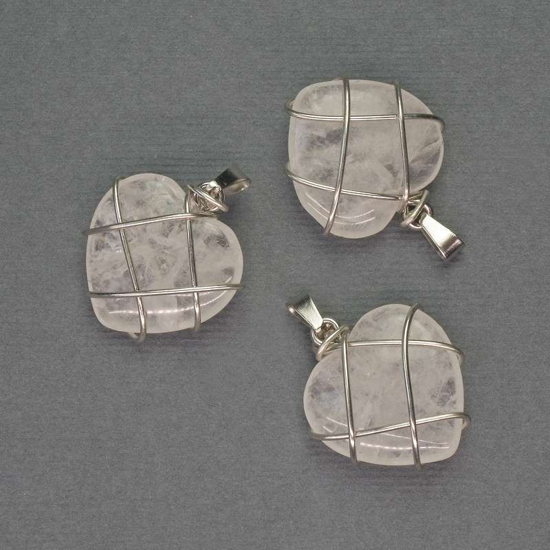 תליון «לב» מקריסטל ההרים בפיליגרן כסף, קוטר 21×21 מ״מ+-, אורך 27 מ״מ+