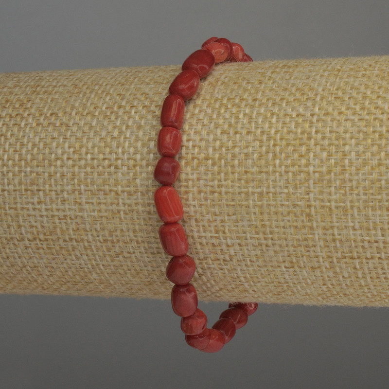 צמיד קורל מגורען, קוטר 6–7×5 מ״מ, אורך 18 ס״מ סטרץ'