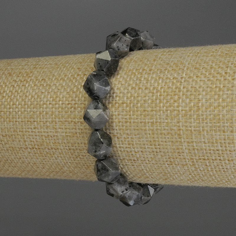 צמיד לבּרִיקִיט רב-פנים, קוטר 10×8 מ״מ ±, אורך 18 ס״מ אלסטי