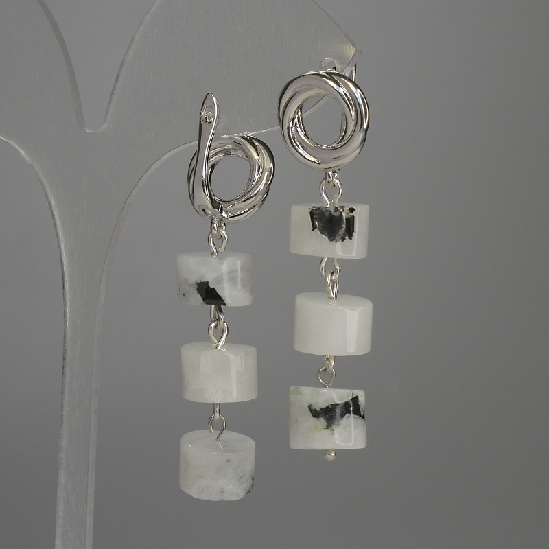 עגילים עם אדולאר רונדל, קוטר 10×7 מ״מ, אורך 50 מ״מ