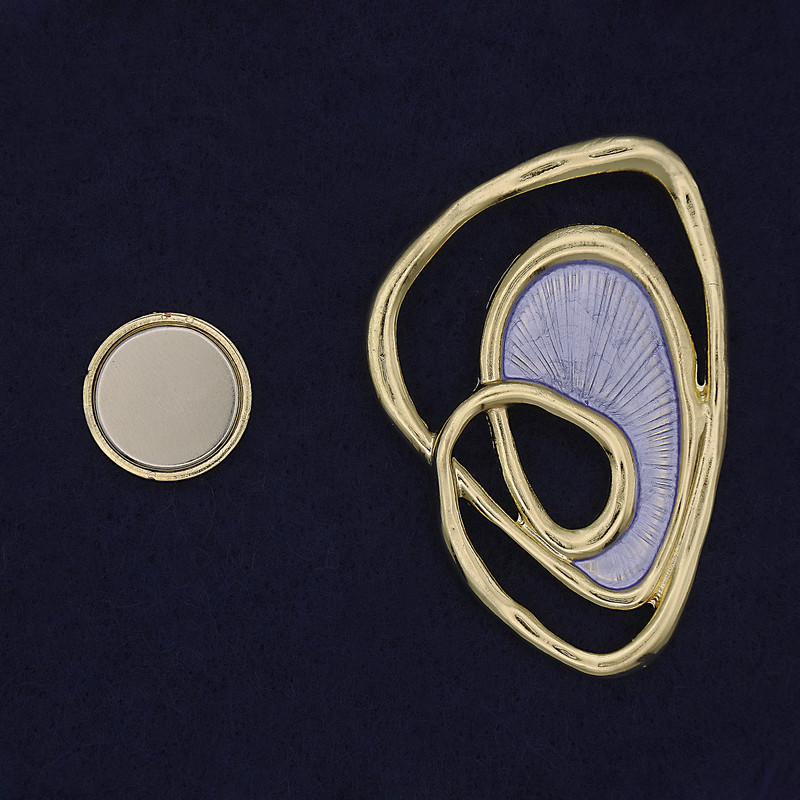 סיכת מגנט «אקצנט» סגול-זהוב