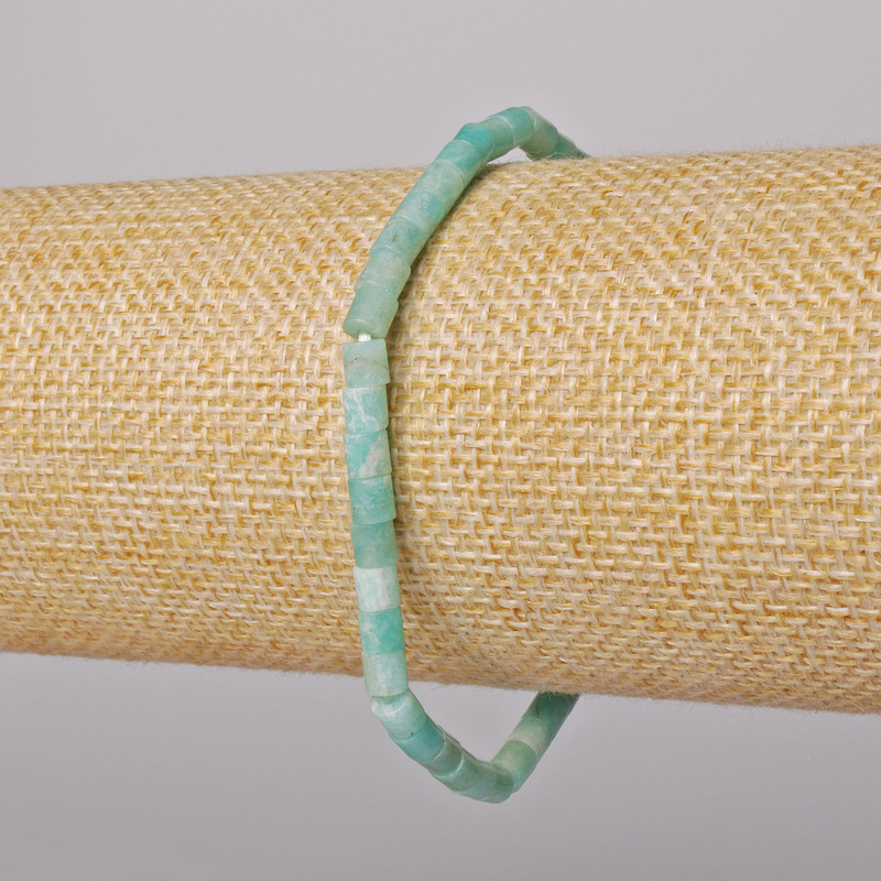 צמיד אמזוניט – אבן טבעית, חתך רב-פנים, קוטר 4×4 מ״מ ±, אורך 18 ס״מ ± (מתיחה)