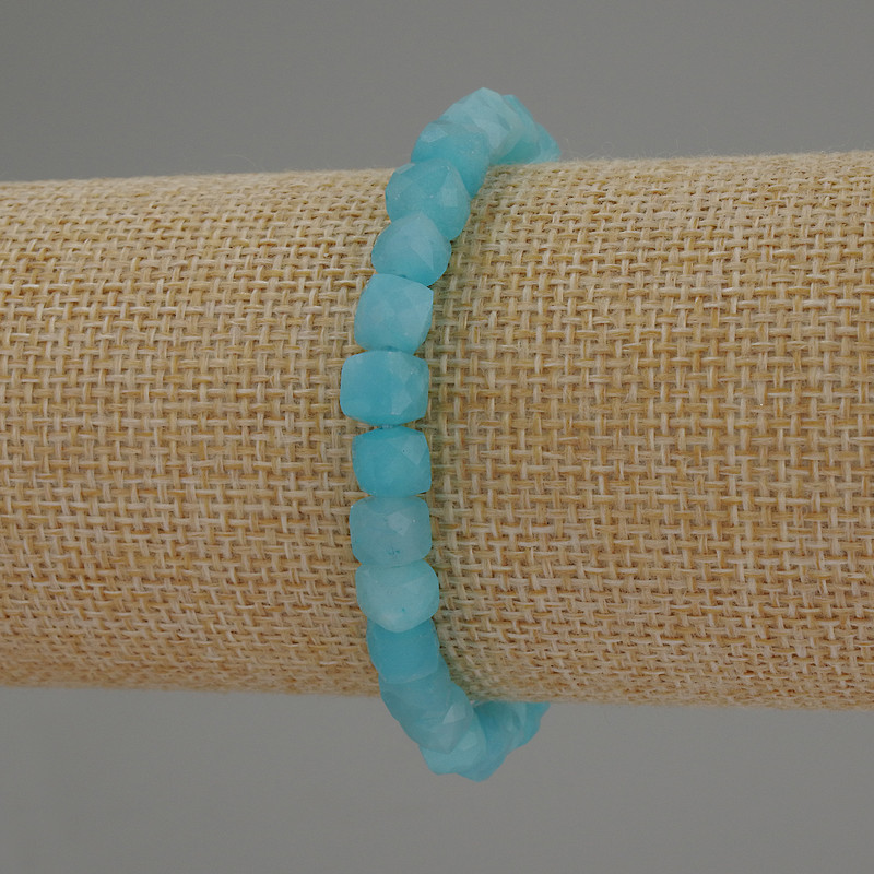 צמיד אקוומרין בצורת קוביה מחוספסת, קוטר 6 מ״מ, אורך 18 ס״מ, סטרץ׳