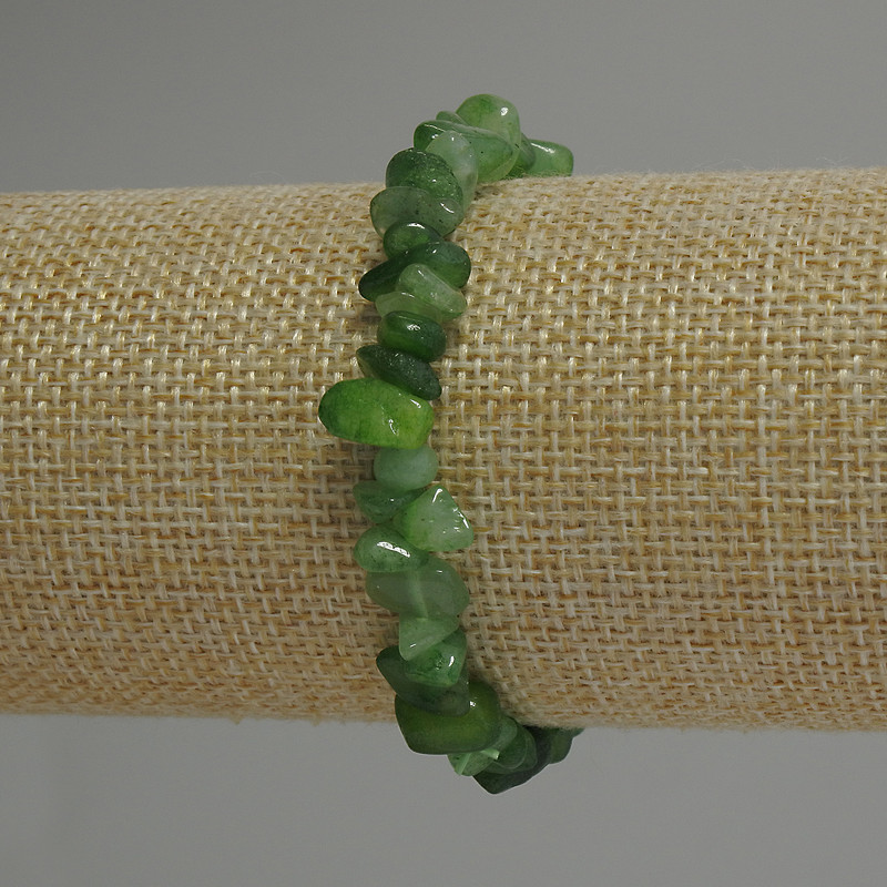 צמיד קוורץ צבוע בגרגר, קוטר 7-10×3-5 מ״מ ±, אורך 18 ס״מ ± סטרץ