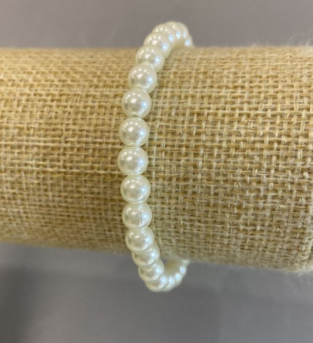 צמיד פניני אקרילי לבן, קוטר 6 מ״מ, אורך 18 ס״מ סטרץ