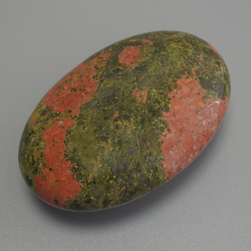 סווניר אבן טבעית הליוטרופ אובלית 60×40×20 מ״מ+