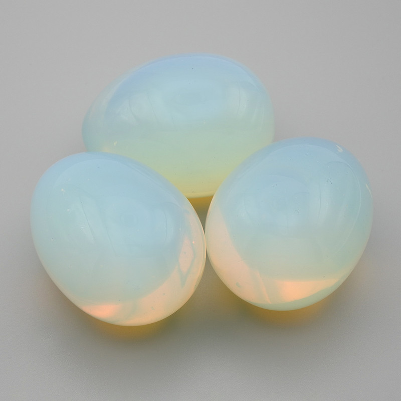 ביצה מזכרת מאבן ירח טבעית, קוטר 40×30± מ״מ