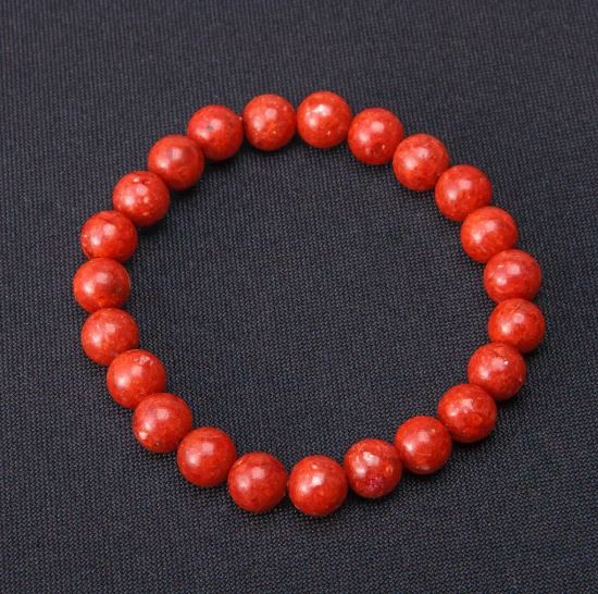 צמיד אלמוג ספוגי – חרוז חלק בקוטר 8 מ״מ על גומי אלסטי