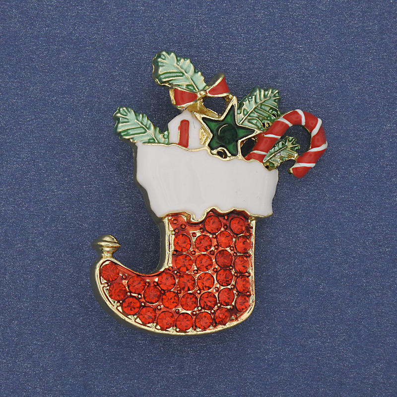 סיכת תליון «מגף חג המולד» אמייל אדום ואבני סטרס אדומות, מתכת זהובה 38×28 מ״מ +