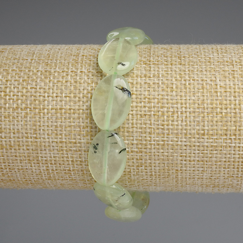 צמיד פרנייט אובלי, קוטר 18×13 מ״מ, אורך 18 ס״מ – סטרץ'