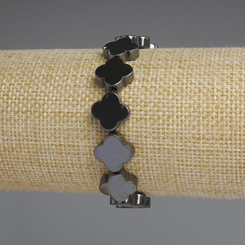 צמיד המטיט «ארבעה עלים» 12×12 מ״מ, אורך 18 ס״מ, אלסטי