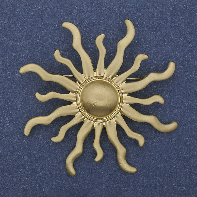 סיכה «יארילו» זהוב מט עם אמייל זהוב ומתכת זהובה 69 מ"מ+