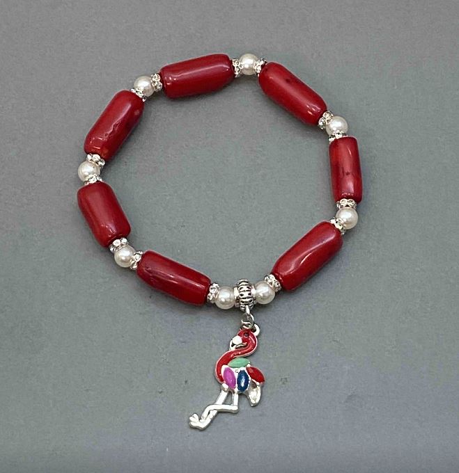 צמיד מאלמוג טבעי מגולף ופניני מאיורוקה