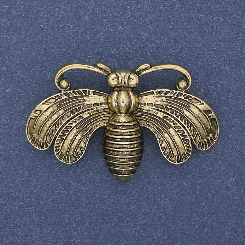 סיכת פרפר בצבע זהב ישן, מתכת זהובה 50×33 מ״מ+