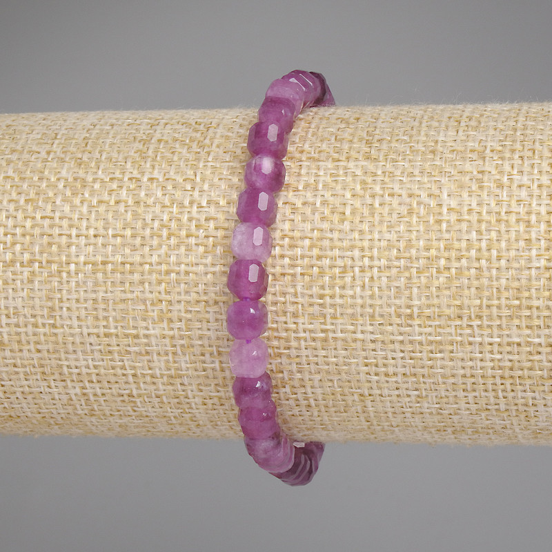 צמיד טורמלין בצורת קוביה מחוספסת, ממד 5×5 מ״מ, אורך 18 ס״מ ± אלסטי