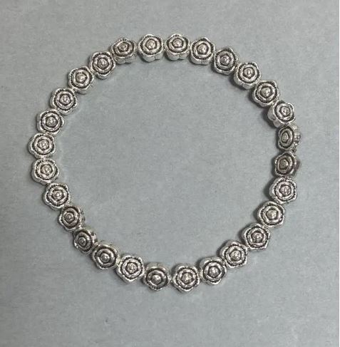 צמיד חרוז בצורת ורד 7 מ"מ ± מתכת כסופה, אורך 18 מ"מ ± אלסטי