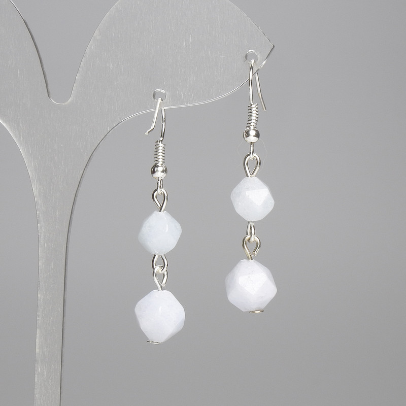 עגילים מאקוומרין – חיתוך רב-פנים 9,5×8 מ״מ+- 8×7 מ״מ+-, אורך 45 מ״מ+-