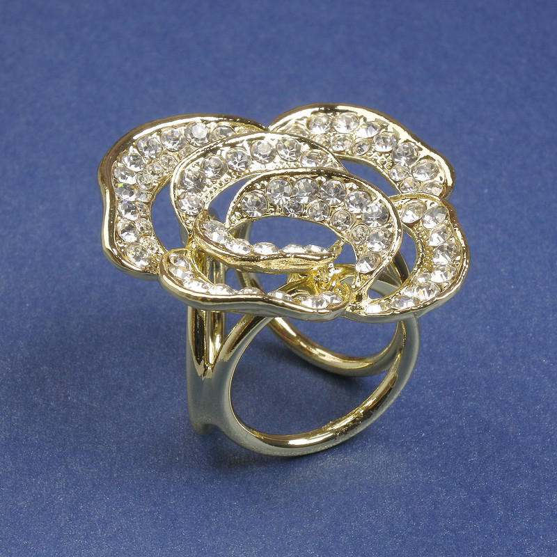 סיכת-קליפ לצעיפים לבנים, פרח 33 מ״מ+, מתכת זהובה, קליפס בקוטר 22 מ״מ+