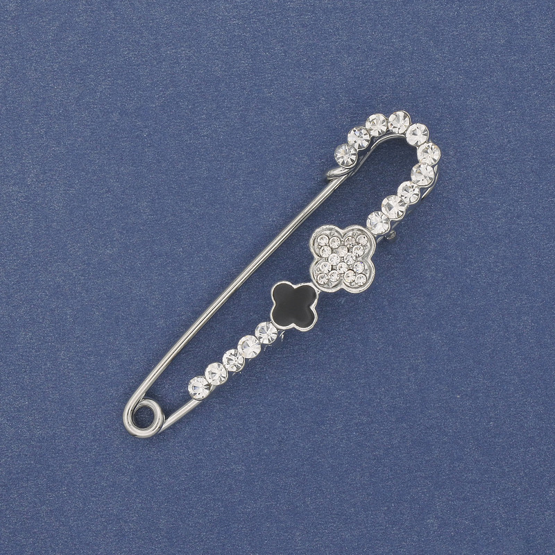 סיכה-פין עם תלתן, זרקונים לבנים, 58×15mm+- מתכת כסופה