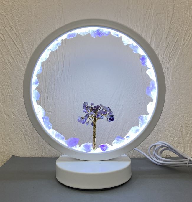 נורת לילה גולמית מאמטיסט על בסיס מתכת לבן, קוטר 18 ס״מ +/- כבל USB