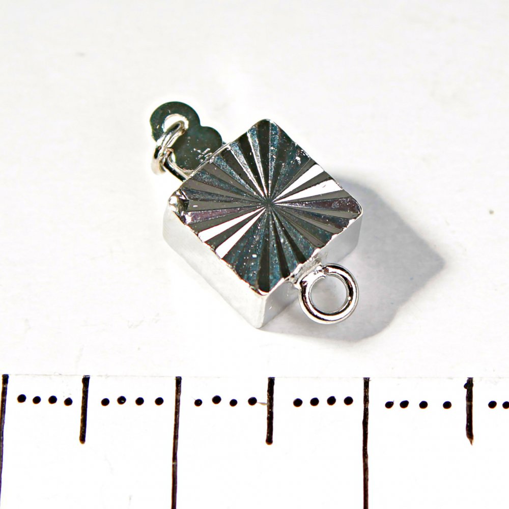 (18 מ״מ) סגר צמידים עם נעילה מרובע