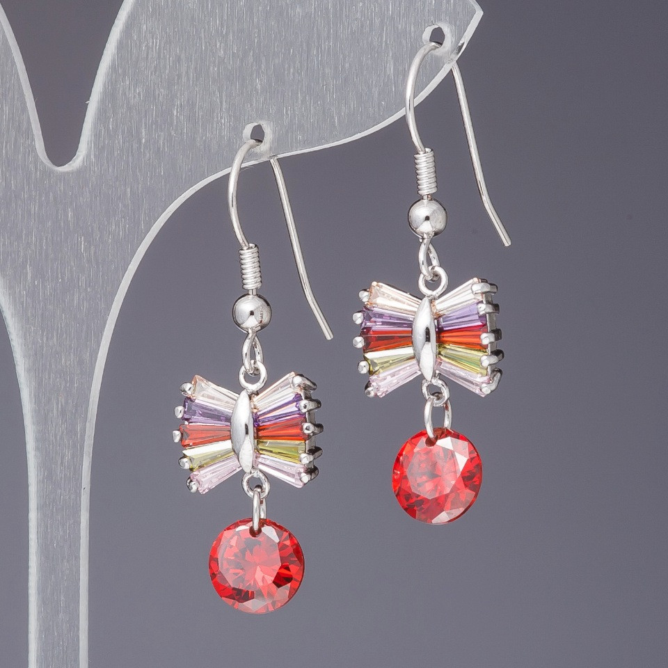 עגילים עם גבישים צבעוניים «בנтик», אורך 4.5 ס״מ