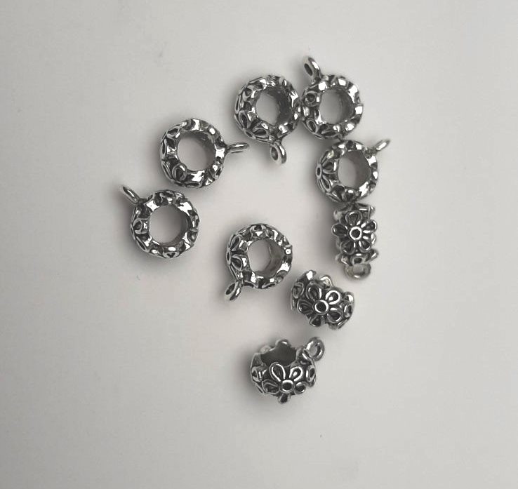 אביזרי בייל - מחזיק פרח בצבע מתכת כסף, קוטר פנימי 6 מ״מ, אריזה 8 יחידות+