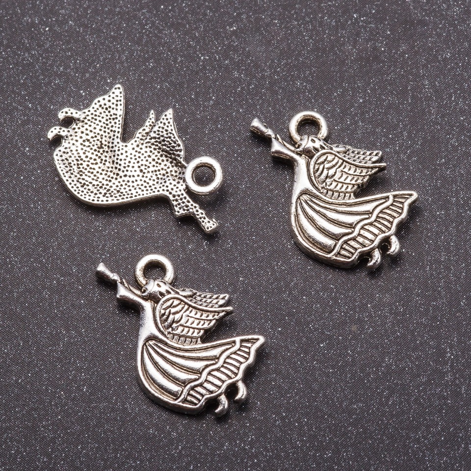 תליון פרזול מלאך 21×14 מ״מ, אריזה 20 גרם ±17 יחידות