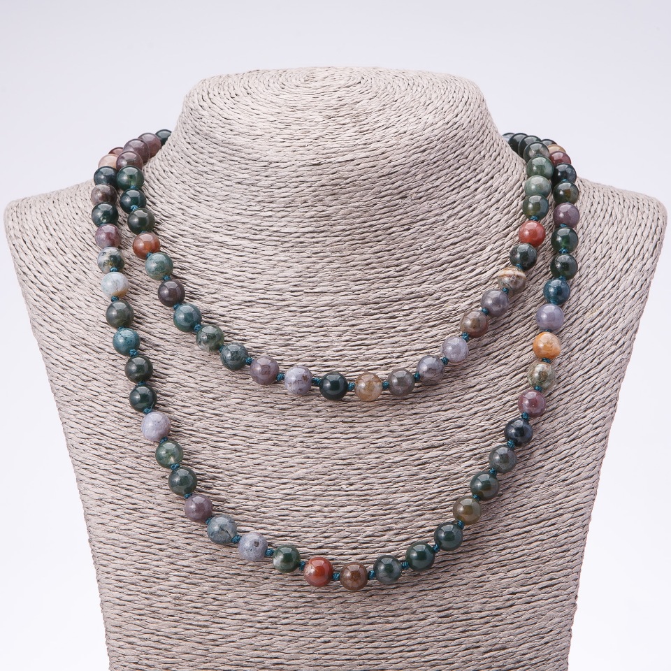 שרשרת חרוזים ארוכה מאבן טבעית יאשמה צבעונית – חרוזים חלקים בקוטר 8 מ״מ, אורך 120 ס״מ