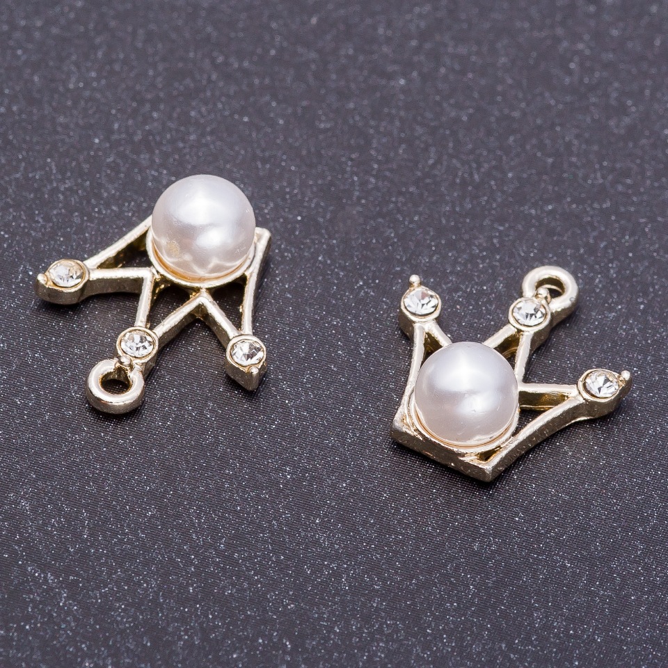 אביזרי תלייה «כתר», קוטר 16 מ״מ, אורך 18 מ״מ, חור בקוטר 5 מ״מ, 4 יחידות