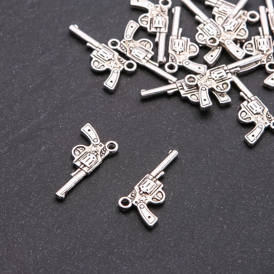 פרזול לתליון נאגאן, קוטר 1.8 מ״מ, אורך 24×12 מ״מ, אריזה 20 גרם ± 16 יחידות